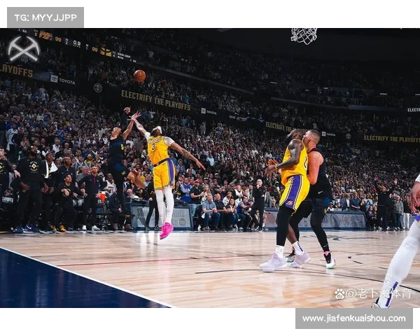 NBA巅峰对决再度上演 超级巨星激烈争锋挑战历史荣耀 NBA巅峰对决再度上演 超级巨星激烈争锋挑战历史荣耀